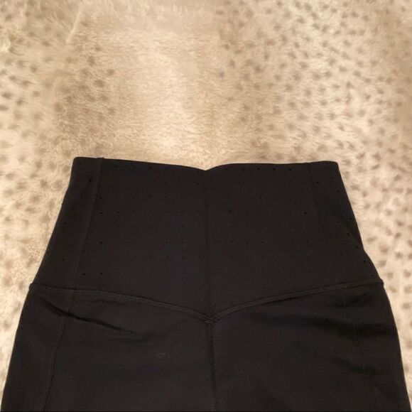 NIKE Power Black Legendary Capri Hi-Rise Leggings - Picture 7 of 9